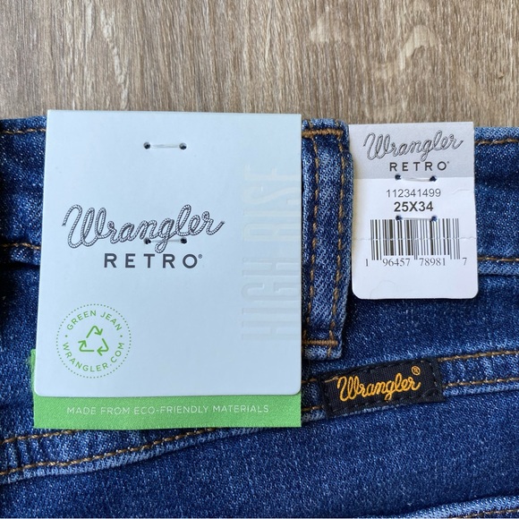 NWT 25x34 Wrangler Retro High Rise Trumpet Flare Jeans in Jana - Picture 8 of 16